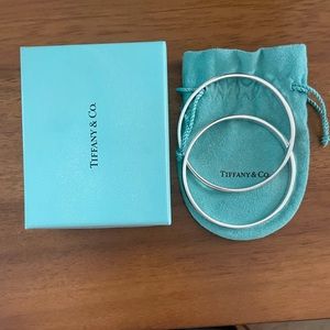 Tiffany & Co. 1837 Interlock Silver Bangle